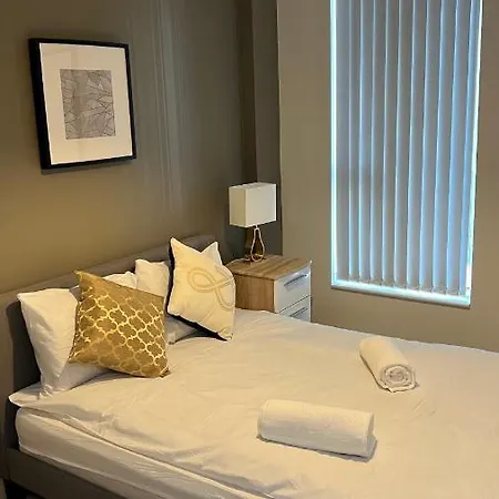 Stunning Manchester City Centre Apartment! Ideal For Small Groups-2